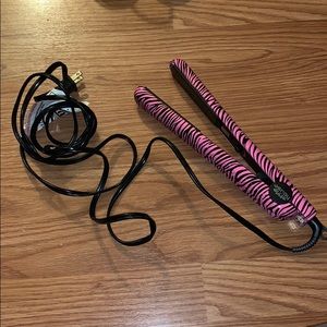 Style house straighter